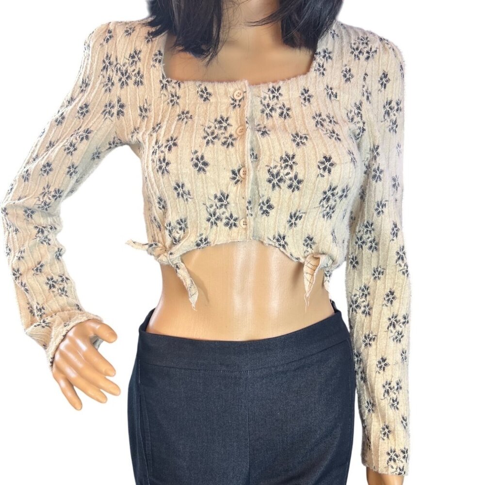 Dazy Womens Long Sleeve Cropped Cardigan Medium Snowflake Knit‎